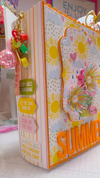 Scalloped Mini Album