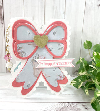 Scalloped Shaker Bow