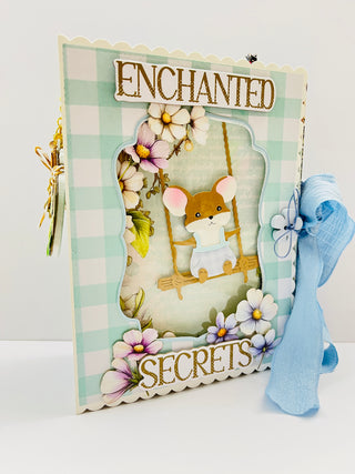 Scalloped Mini Album