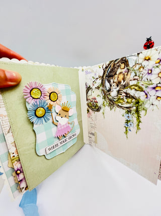 Scalloped Mini Album
