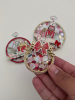 Vintage Clock Shaker