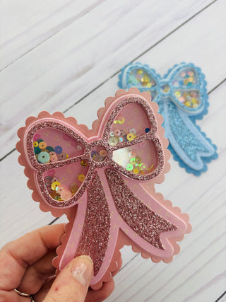 Scalloped Shaker Bow