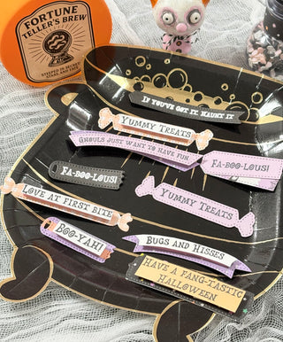 Halloween Sentiments  & Die Set