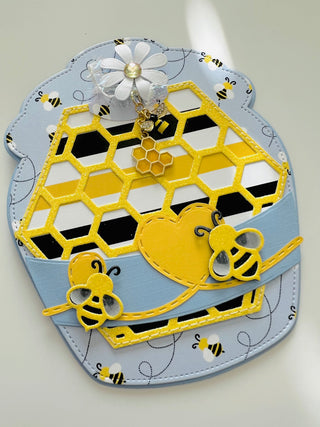 Stitched Bee Set