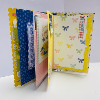 Scalloped Mini Album