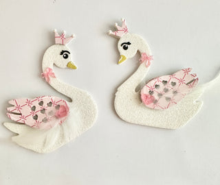Swan Shaker Set