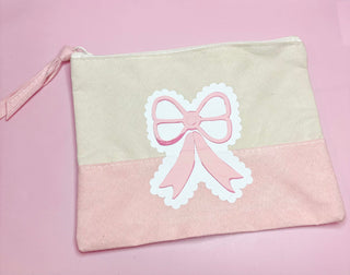 Scalloped Shaker Bow