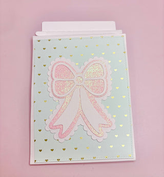 Scalloped Shaker Bow