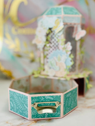 3D Fairytale Gift Box