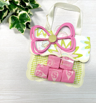 Scalloped Shaker Bow